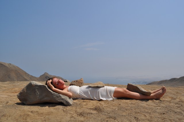 almuts steinopferungsritual in der wüste